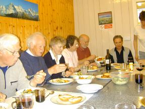 Hut dining